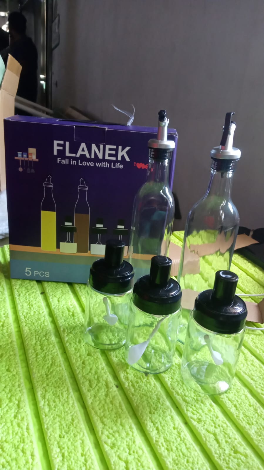Transparent Glass Oil Dispenser 500 ML Bottle Set of 2, Spice Jar 250 ML Set of 3, Oil Bottle for Kitchen, Oil & Vinegar Storage Glass Bottle, Glass Container for Spice, Masala (5 Pcs Set) Transparent Glass Oil Dispenser 500 ML Bottle Set of 2, Spice Jar 250 ML Set of 3, Oil Bottle for Kitchen, Oil & Vinegar Storage Glass Bottle, Glass Container for Spice, Masala (5 Pcs Set)